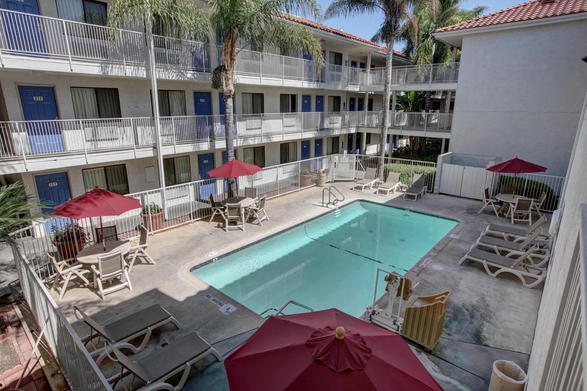 Motel 6-Bellflower, Ca - Los Angeles エクステリア 写真